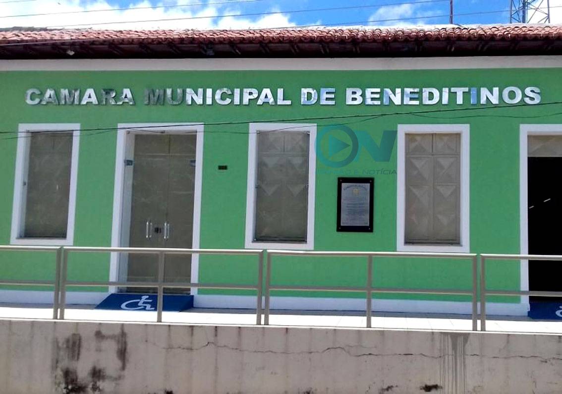 Câmara Municipal de Beneditinos é investigada por reter imposto de renda dos servidores